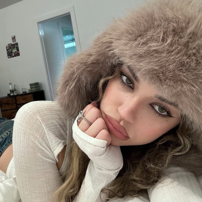 Daniela Pfp