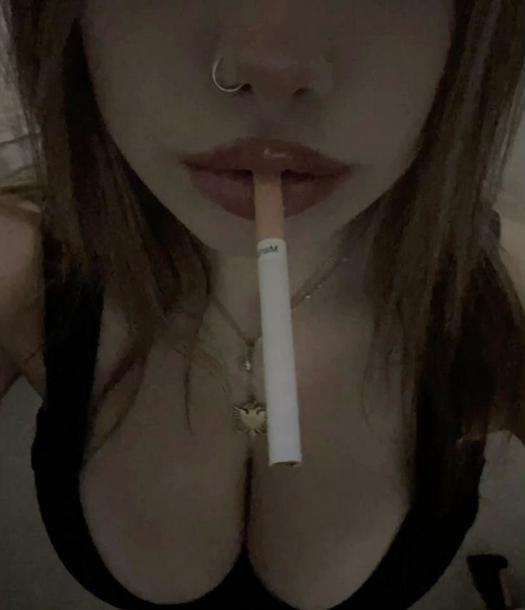 cigarette egirl