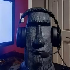 Moai Pfp