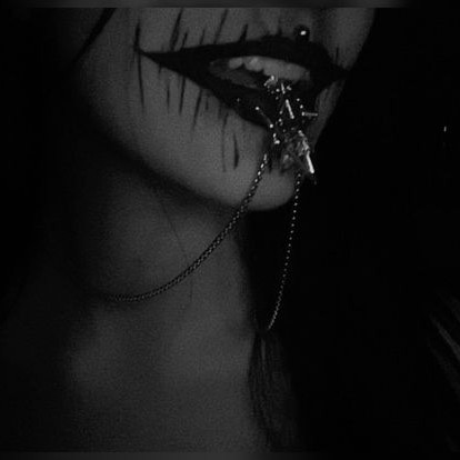 blade_of.night Pfp