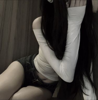 3678-egirl-45.png
