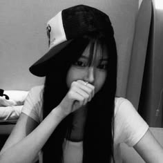 Acubi Girl Pfp
