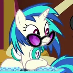 Vinyl Scratch Pfps and Icons - For Discord, Instagram & TikTok