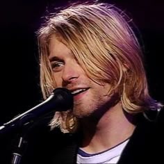 Kurt Cobain Profile Picture Pfp