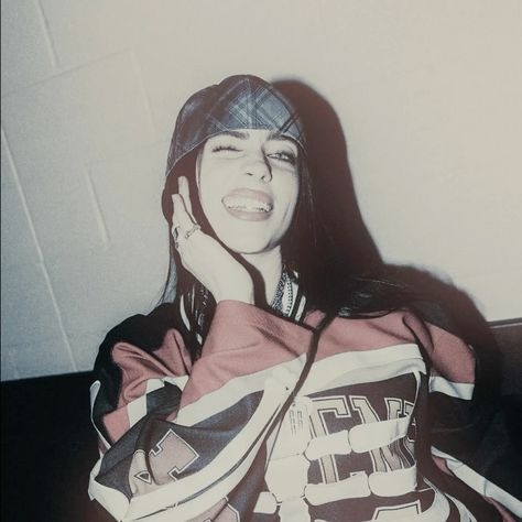 Billie Eilish Profile Picture