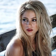 Shakira Pfp