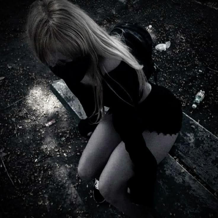 dark pfp