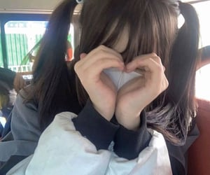 faceless girl 1 Profile Picture