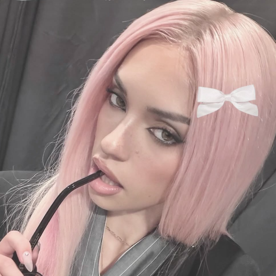 Daniela Pfp