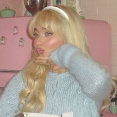 Sabrina Carpenter Pfp