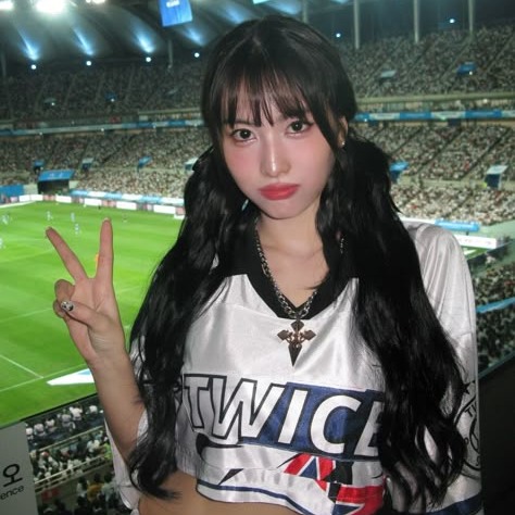 Momo Profile Photo Pfp