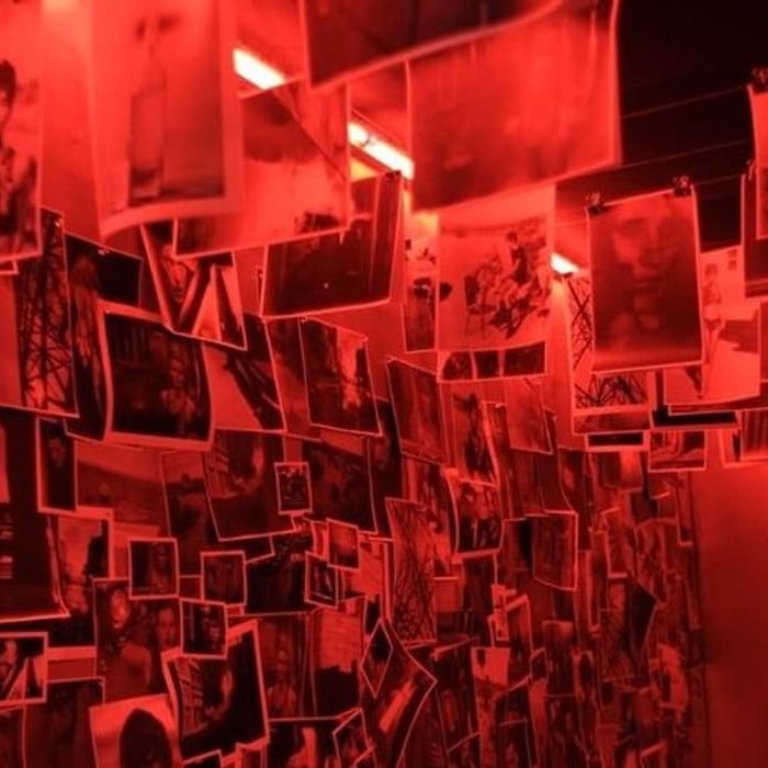 7746-red-aesthetic.png