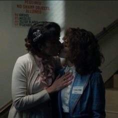 Robin Stranger Things