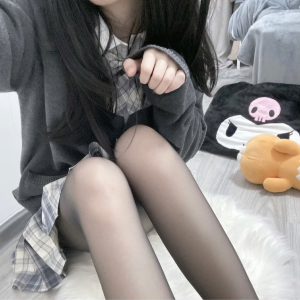 E-Girl Profile Picture