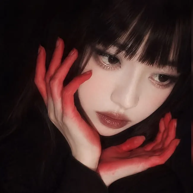RedHandsAndDarkSoul Pfp