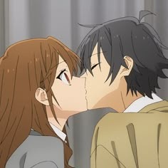 Anime Kissing