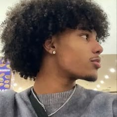 Curly Hair Pfp