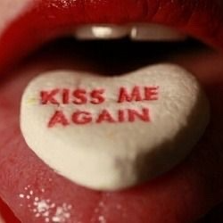 KissMeAgain Pfp