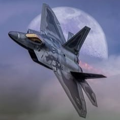 F22