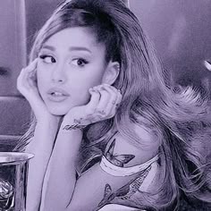 Ariana Grande Pfp